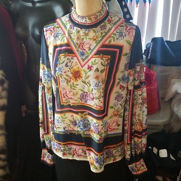 Fashion Nova Mock Neck Long Sleeve Mock Neck Boho Blouse W/Elastic Sleeve Sz.M - Picture 6 of 14